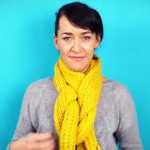 Lær noen lekre måter å knyte skjerf på! Se video her Lær noen lekre måter å knyte skjerf på! Se video her